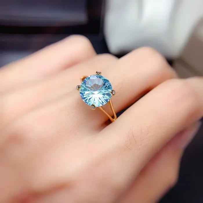 Bague en or 14 carats aigue-marine de laboratoire bleue pour femmes style classique occasions spéciales