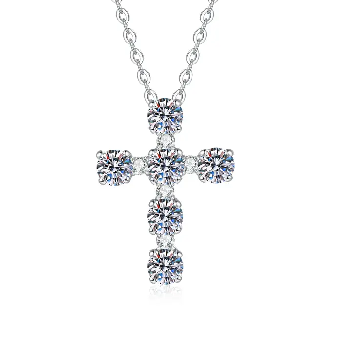 Collier pendentif croix entièrement serti de diamants LioraGem