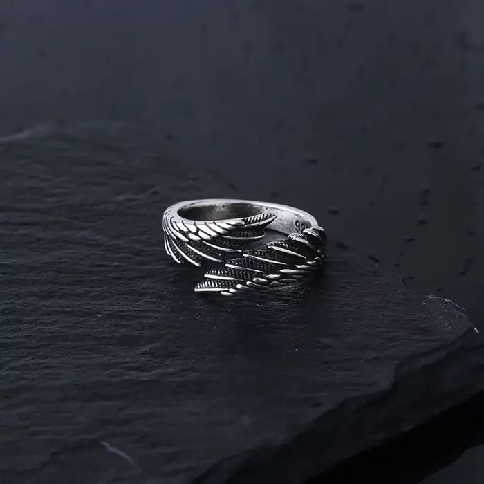 Bague créative rétro ailes de démon d'ange pour hommes et femmes
