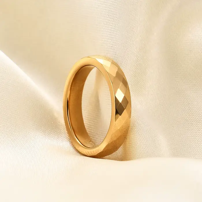 Bague en acier tungstène 4MM/6MM pour femmes