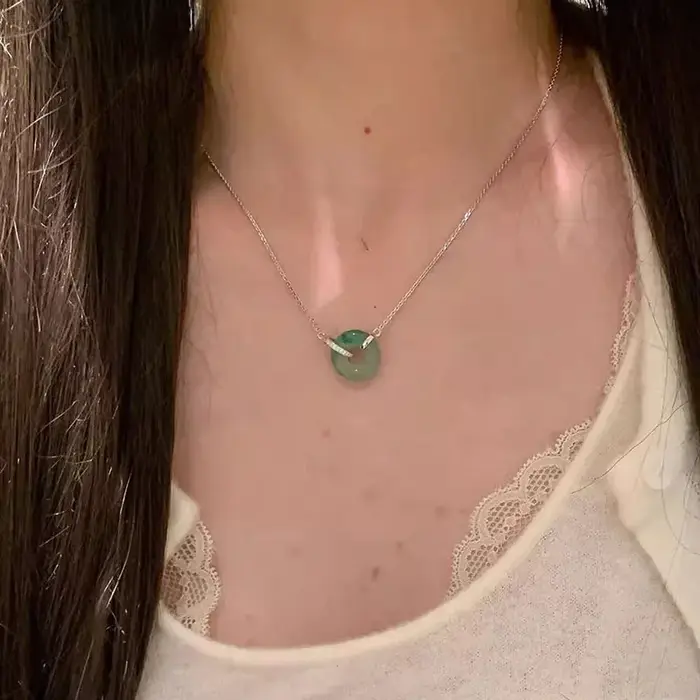 Nouveau collier à anneaux entrelacés de style chinois pour femme