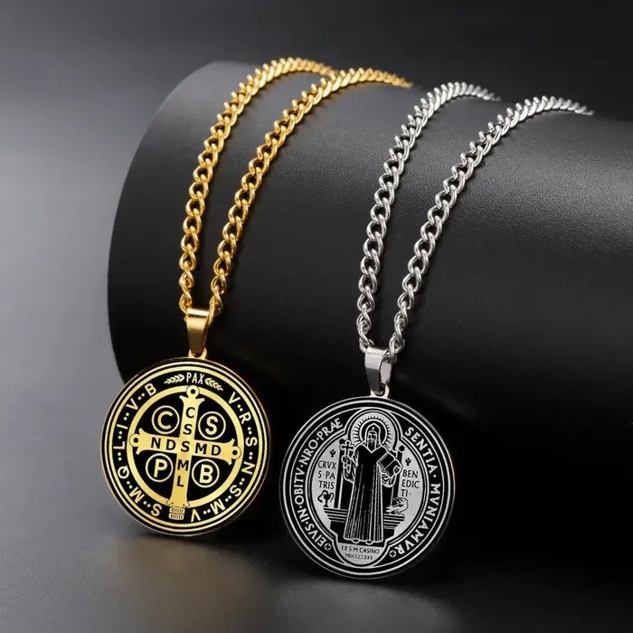 Collier médaille Saint benoît/Michael en acier inoxydable pour hommes et femmes