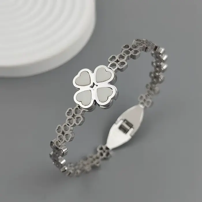 Nouveau trèfle à quatre feuilles coquille blanche bracelet plaqué or en acier inoxydable 18K, bracel