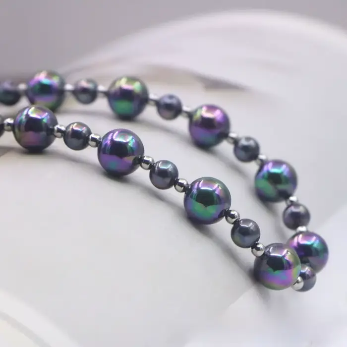 Collier élégant en perles de Tahiti noires