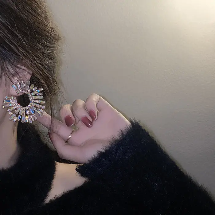 Boucles d'oreilles de luxe en cristal exagérées pour femmes