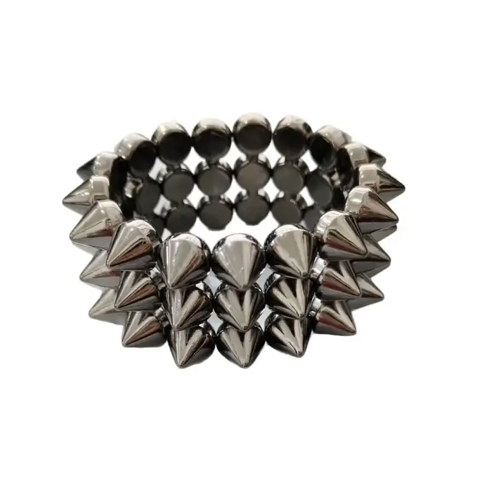 Bracelet punk Y2K vintage à triple rangée de clous
