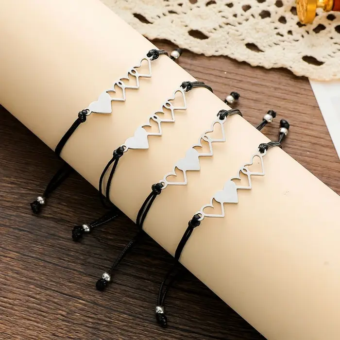 Bracelet coeur en acier inoxydable et acrylique à offrir pour homme ou femme pour célébrer l'amitié et l'amour occasions spéciales