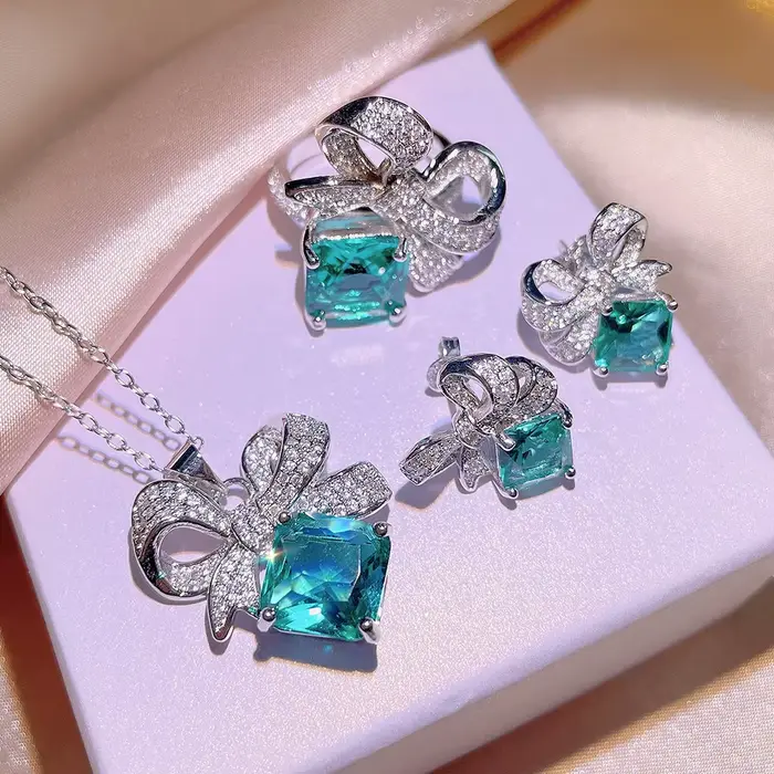 Luxueux nœud émeraude bague collier boucles d'oreilles coloré Zircon femmes pour trois pièces ensemble bijoux mariage accessoires de mariée
