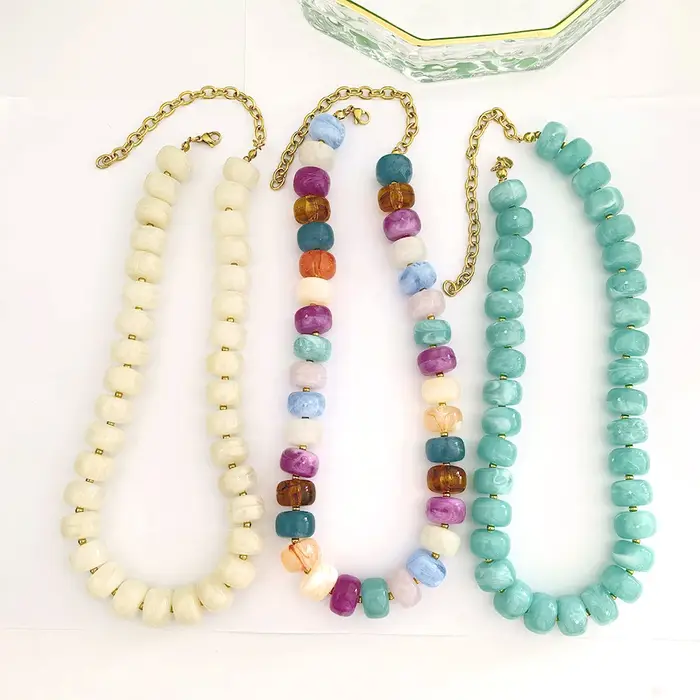Collier Ras Du Cou En Résine Et Acier Inoxydable Plaqué Or PVD Pour Femme Occasions Spéciales Audacieux Style Statement