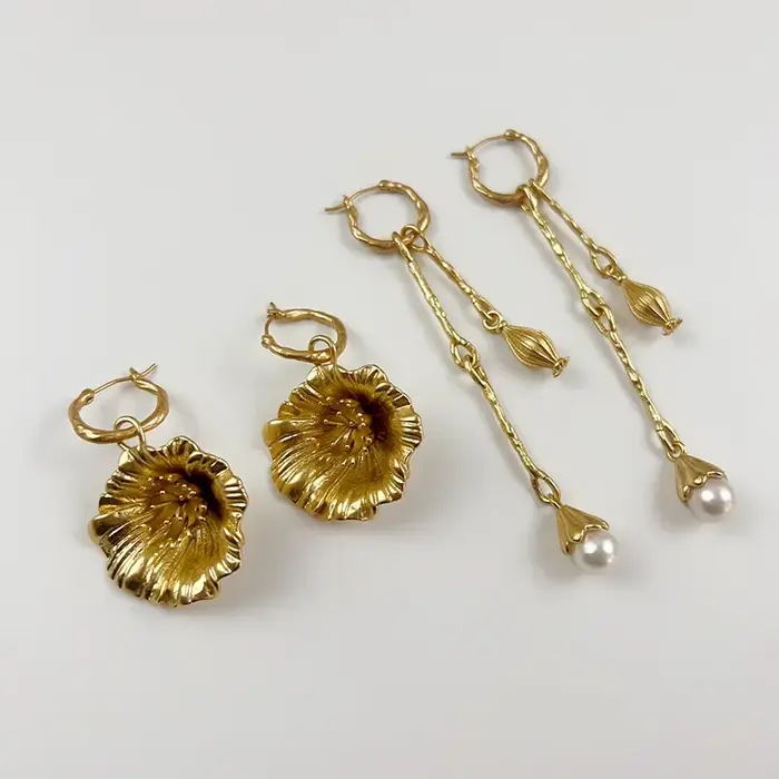 Boucles d'oreilles rétro asymétriques en forme de fleur de coquelicot pour femmes
