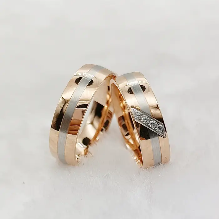 Bagues de mariage faites à la main en or rose plaqué or 18 carats, bijoux en acier inoxydable, vente en gros, bague de couple de promesse d'amant de styliste de haute qualité