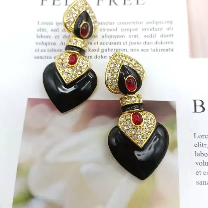 Boucles d'oreilles luxueuses plaquées or 18 carats