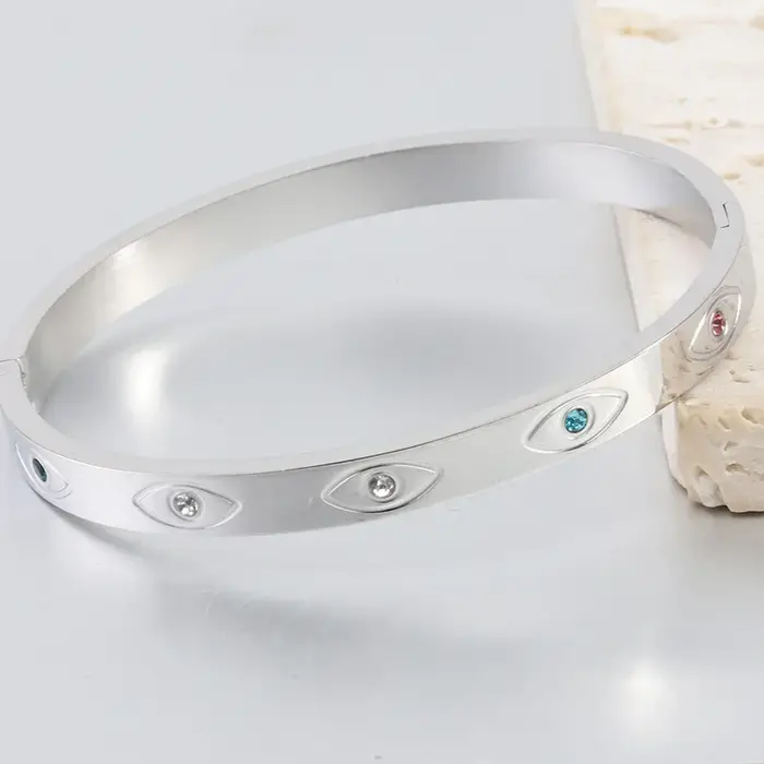 Bracelet en acier inoxydable pour femmes