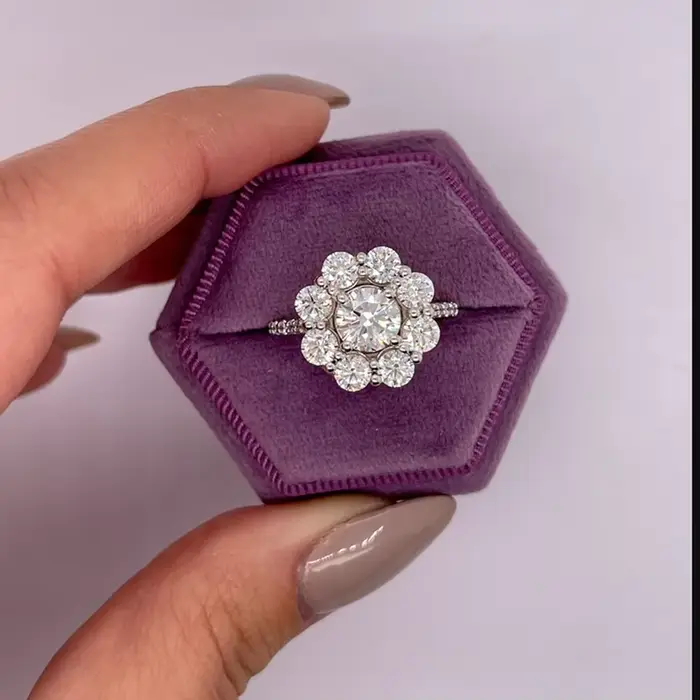 Bague de fiançailles en or blanc 10K, taille ronde, DEF VS-VVS, diamant cultivé en laboratoire, 0.7 Carat CVD HPHT, bague de fiançailles, bagues Halo IGI