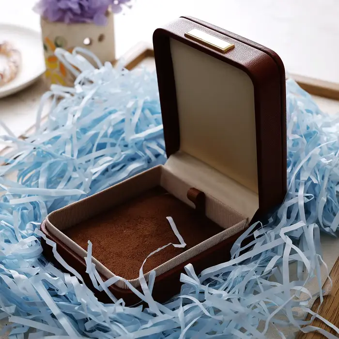 Présentoir à bijoux mixtes Victoria en nylon pour femmes - Emballage et présentation de bijoux pour anniversaires, demandes en mariage, mariages et voyages