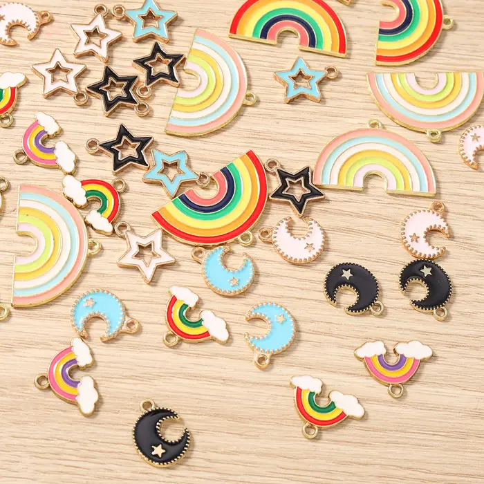 10 Breloques Émail Colorées Mignonnes Arc-en-ciel Lune Étoile pour la Fabrication de Boucles d'Oreilles