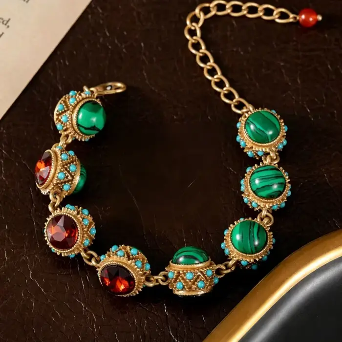 Bracelet bohème vintage pour femmes avec pierres précieuses rouges et turquoise bijou ethnique rétro occasions spéciales