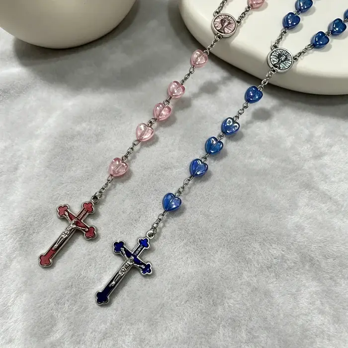 Collier de prière à la mode pour femmes perles cœur irisées pendentif émail croix bijou religieux chrétien occasions spéciales
