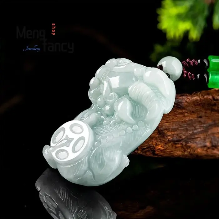 Pendentif en Jadeite Naturelle de Grade A du Myanmar