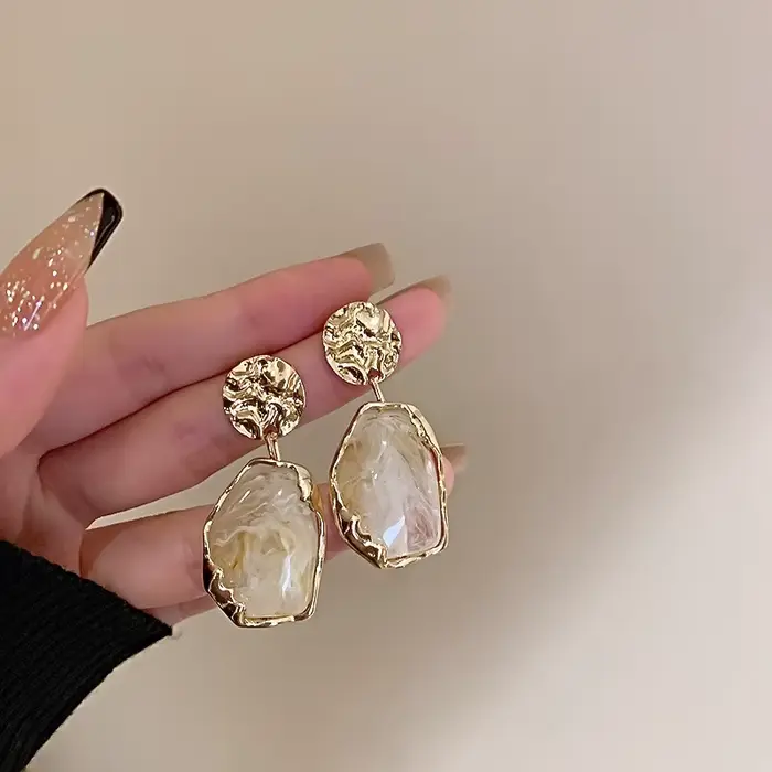 Nouvelles Boucles d'Oreilles en Résine Géométriques Irrégulières Corée 2026 pour Femme, Bijoux de Mo