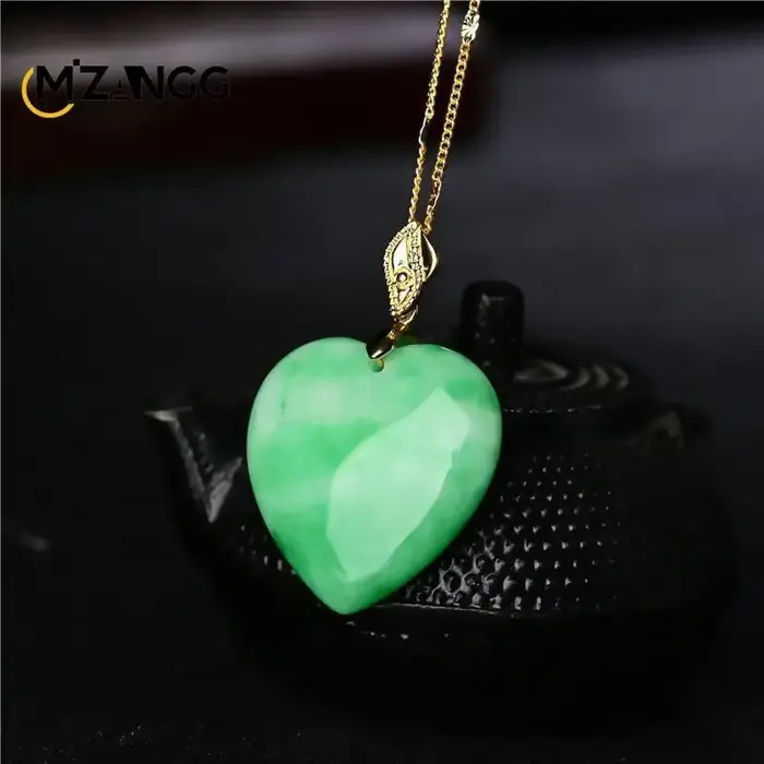 Pendentif coeur en Jade naturel du Myanmar, Cyan sec, Yang vert, collier d'amour, personnalité, bijo