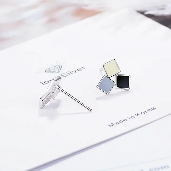 Boucles d'oreilles à clous carrées en argent Sterling 925 avec zirconium et cristal pour femme style élégant et moderne