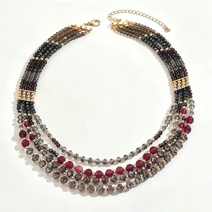 Collier de perles de verre multicouches pour femmes, bijoux de mode, accessoires de fête intemporels, nouveau design, vente en gros, cadeaux MQF313