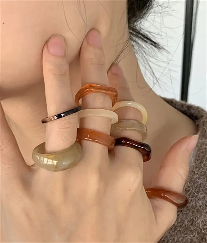 Bague multicolore en résine de style rétro bohème, 9 pièces, à la mode et élégante pour les femmes, 