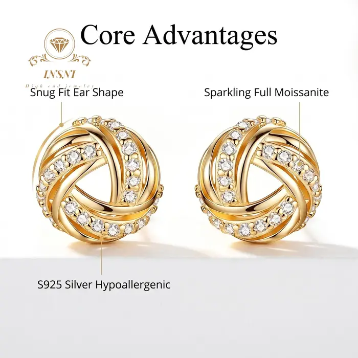 Boucles d'oreilles clous triangulaires entrelacées serties de diamants
