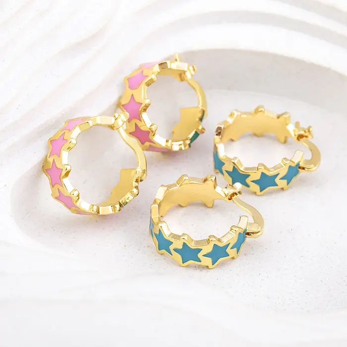 Boucles d'oreilles en émail en forme d'étoile arc-en-ciel pour femmes