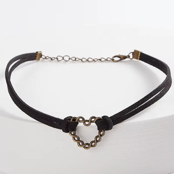Collier Vintage en forme de cœur et de fleur pour femmes, mode Punk en cuir Pu, ras du cou, chaîne, 