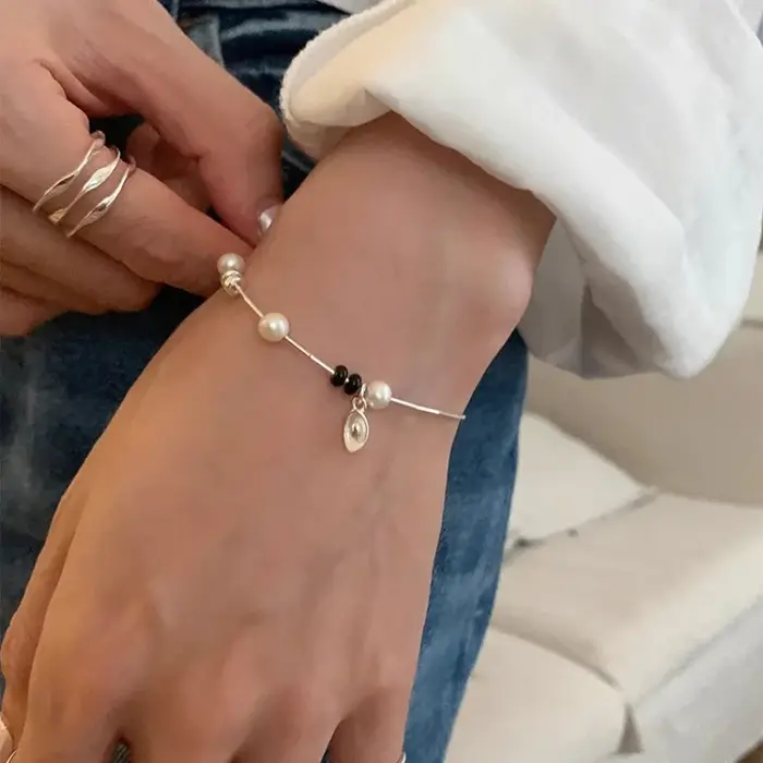 Bracelet en argent regardé 925 perle noire élégant pour femmes occasions spéciales partis galas mariage