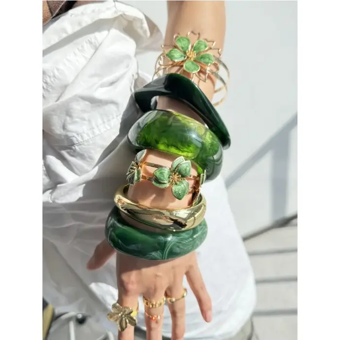 Bracelet rétro exagéré en métal irrégulier
