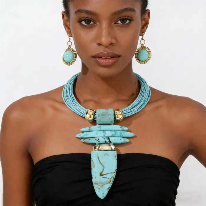 Ensemble de boucles d'oreilles et collier avec pendentif en corne en résine exagérée pour femmes, bi
