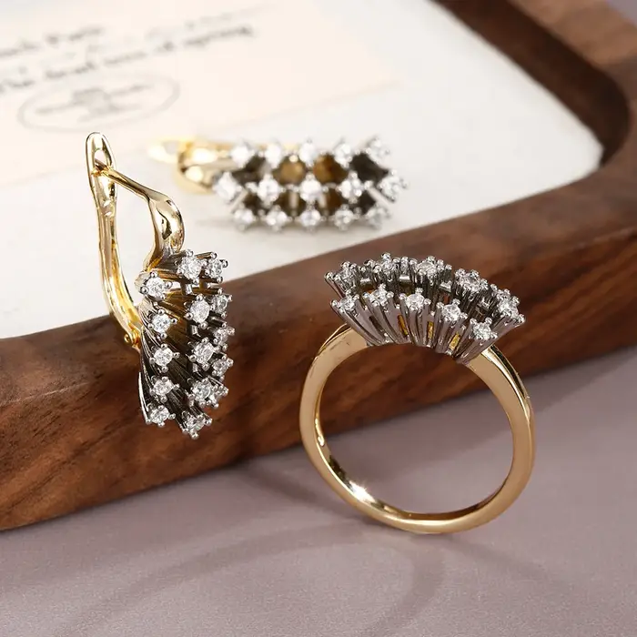 Ensemble de boucles d'oreilles et bagues en diamants à rangées radiales en forme d'éventail bijoux rétro bicolores pour femmes occasions spéciales