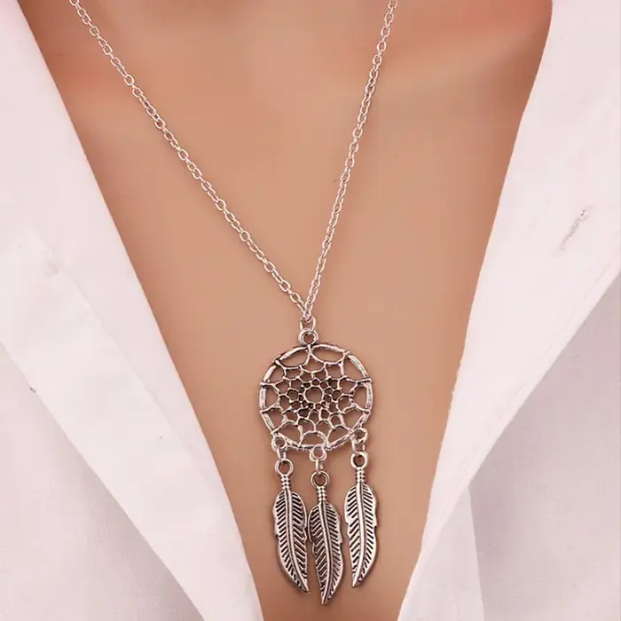 Nouveau capteur de rêves pendentif collier plume perles bleues femmes chaîne colliers Bijoux Collare