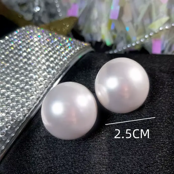 Boucles d'Oreilles en Perle Simulée Rondes pour Femmes Occasions Spéciales Mariage Anniversaire Cadeau Chic Minimaliste