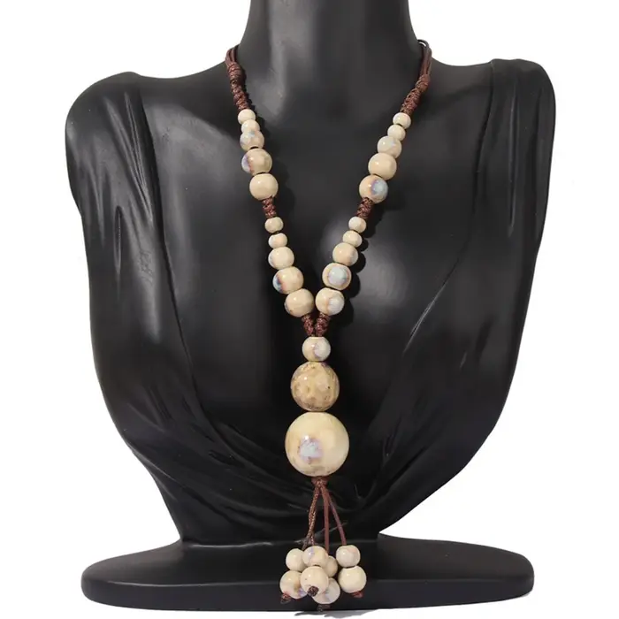 Bijoux ethniques, collier tissé à la main