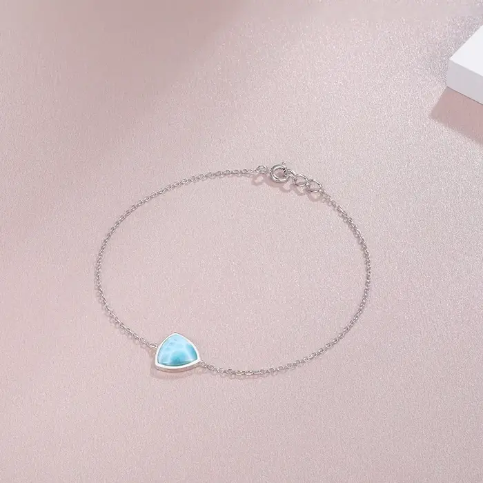 Breloque en argent Sterling 925 sertie de Larimar pour femmes mode et élégance pour soirées et occasions spéciales