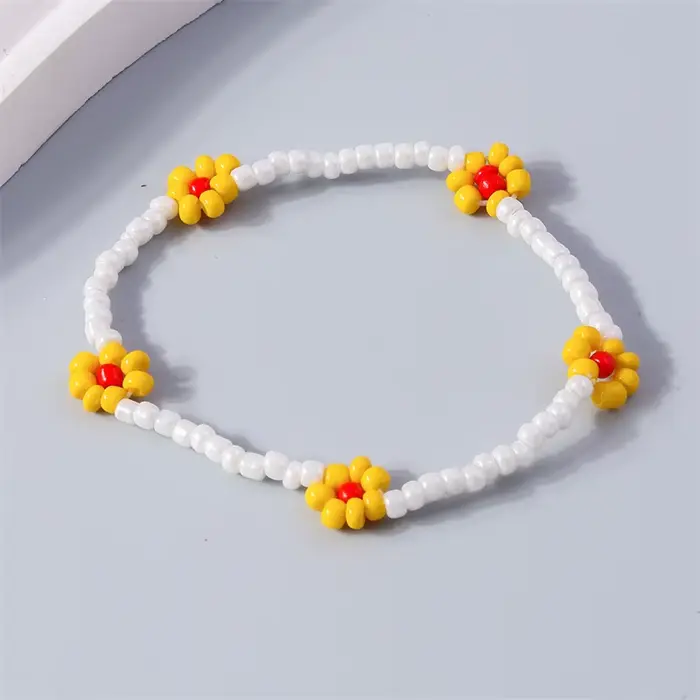 Bracelets perlés faits à la main bohème pour femmes, breloques de fleurs mignonnes, fête de filles, 