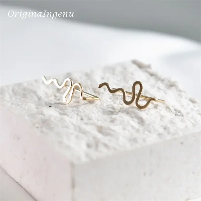 Boucles d'Oreilles Grimpeuses d'Oreille Élégantes en Or Rempli pour Femmes Occasions Spéciales Minimalistes Boho