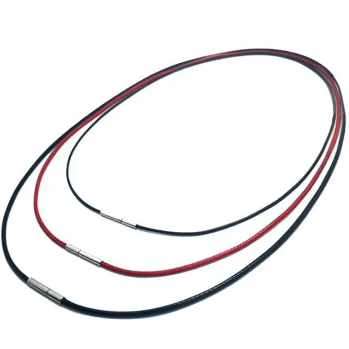 Collier en corde de cuir véritable noir avec fermoir