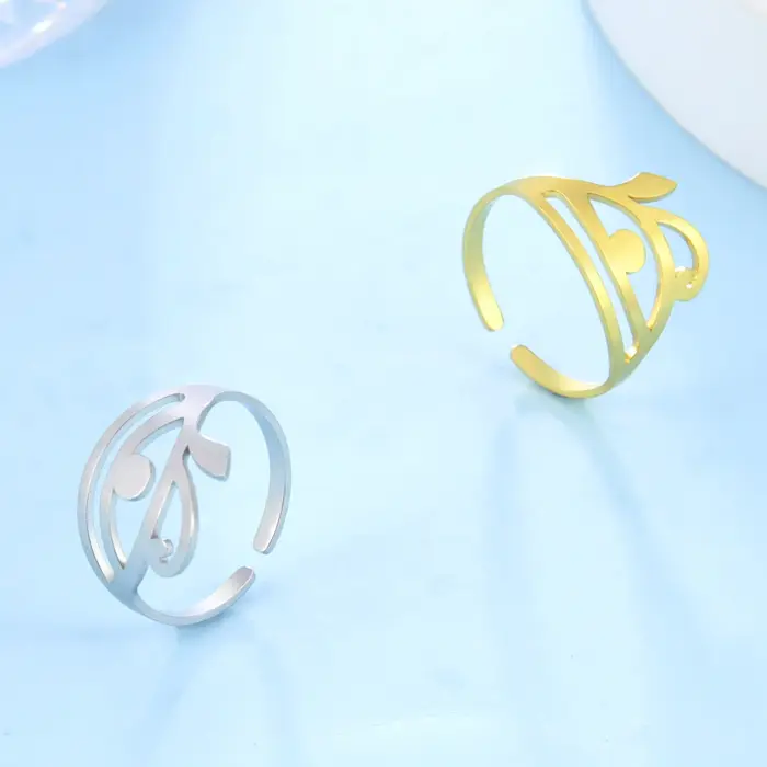 Bague Oeil d'Horus en acier inoxydable avec revêtement plaqué or pour femmes, bijou mythique, cadeau d'anniversaire, alliance symbolique pour toutes les occasions