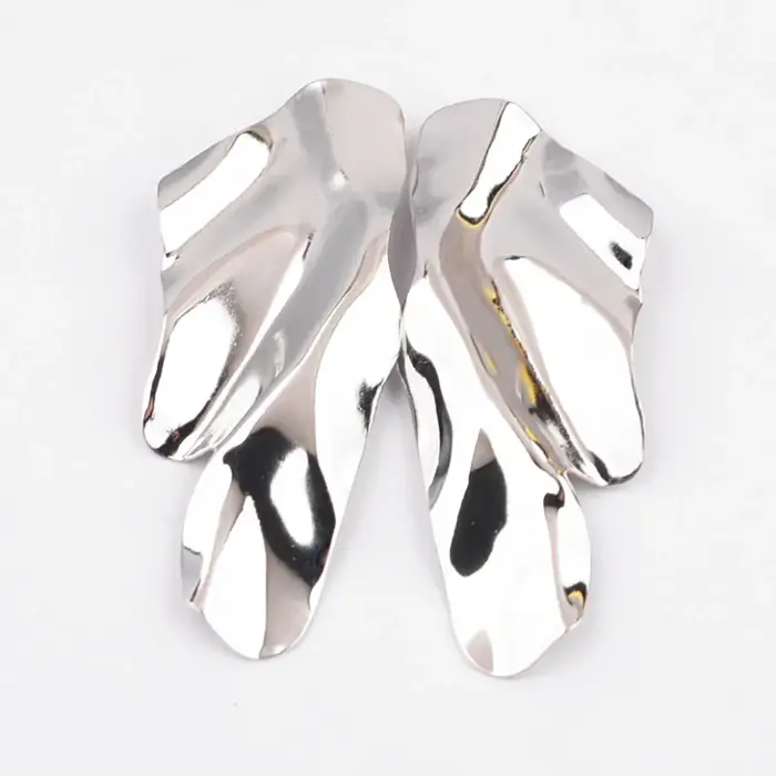 Boucles d'oreilles longues suspensions exagérées en alliage de zinc pour femmes, design géométrique, style hyperbolique, bijoux contemporains pour toutes les occasions