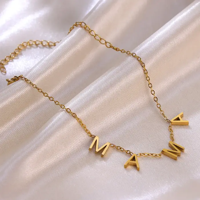 Bracelet Mama Letters en acier inoxydable étanche pour femmes style mode avec lettres personnalisables occasions spéciales