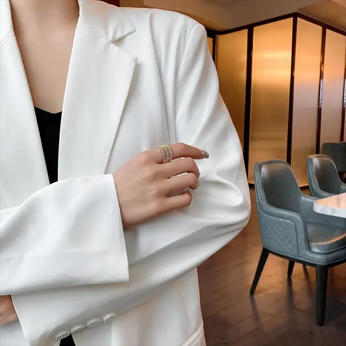 Bagues en métal pour femmes