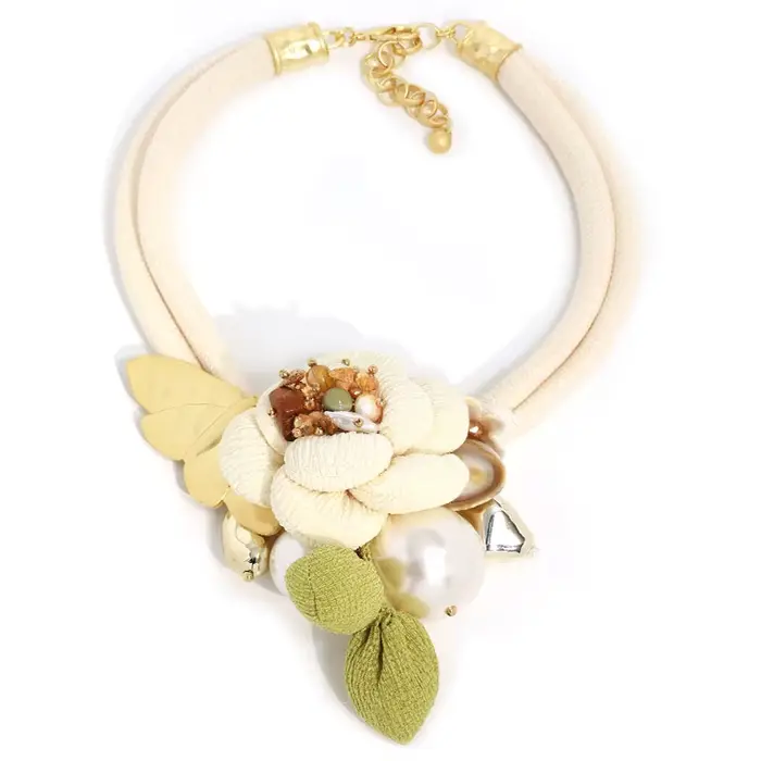 Collier Boho avec motif de fleurs et de papillons pour femmes, bijoux tendance pour fête de mariage
