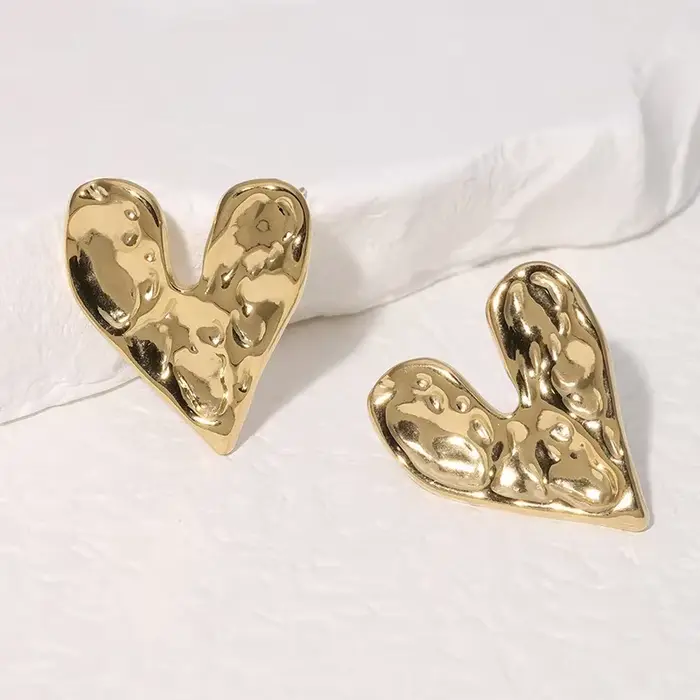 Boucles d'oreilles dorées en forme de grand cœur pour femmes, bijoux simples et exagérés, liquide pl