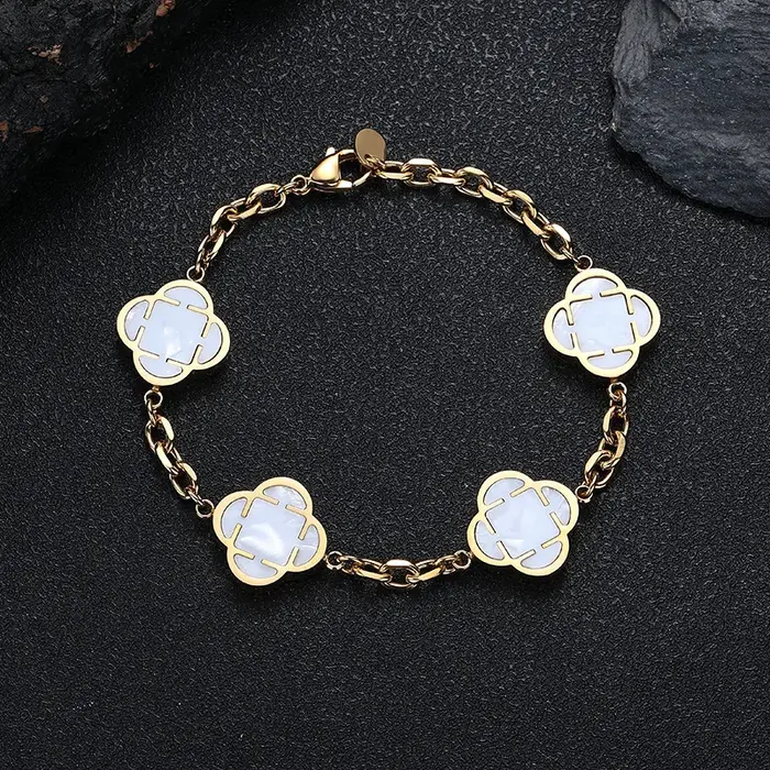 Nouveau bracelet trèfle plaqué or pour femme