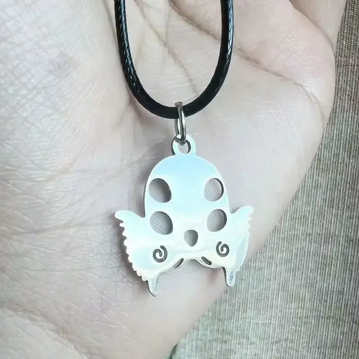 Collier Melanie la série Martinez, exquis «Cry Baby», même pendentif en émail, cadeau pour les amis 
